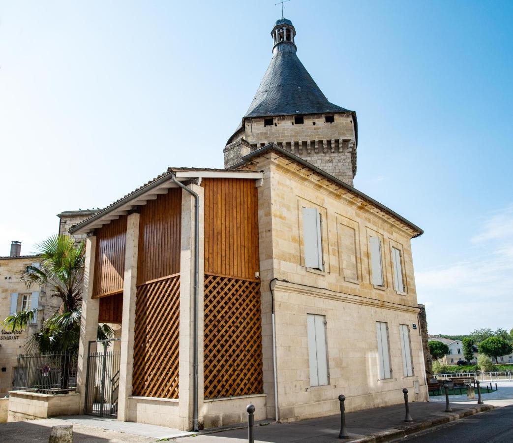 Logis Hotel De La Tour Libourne Exterior photo