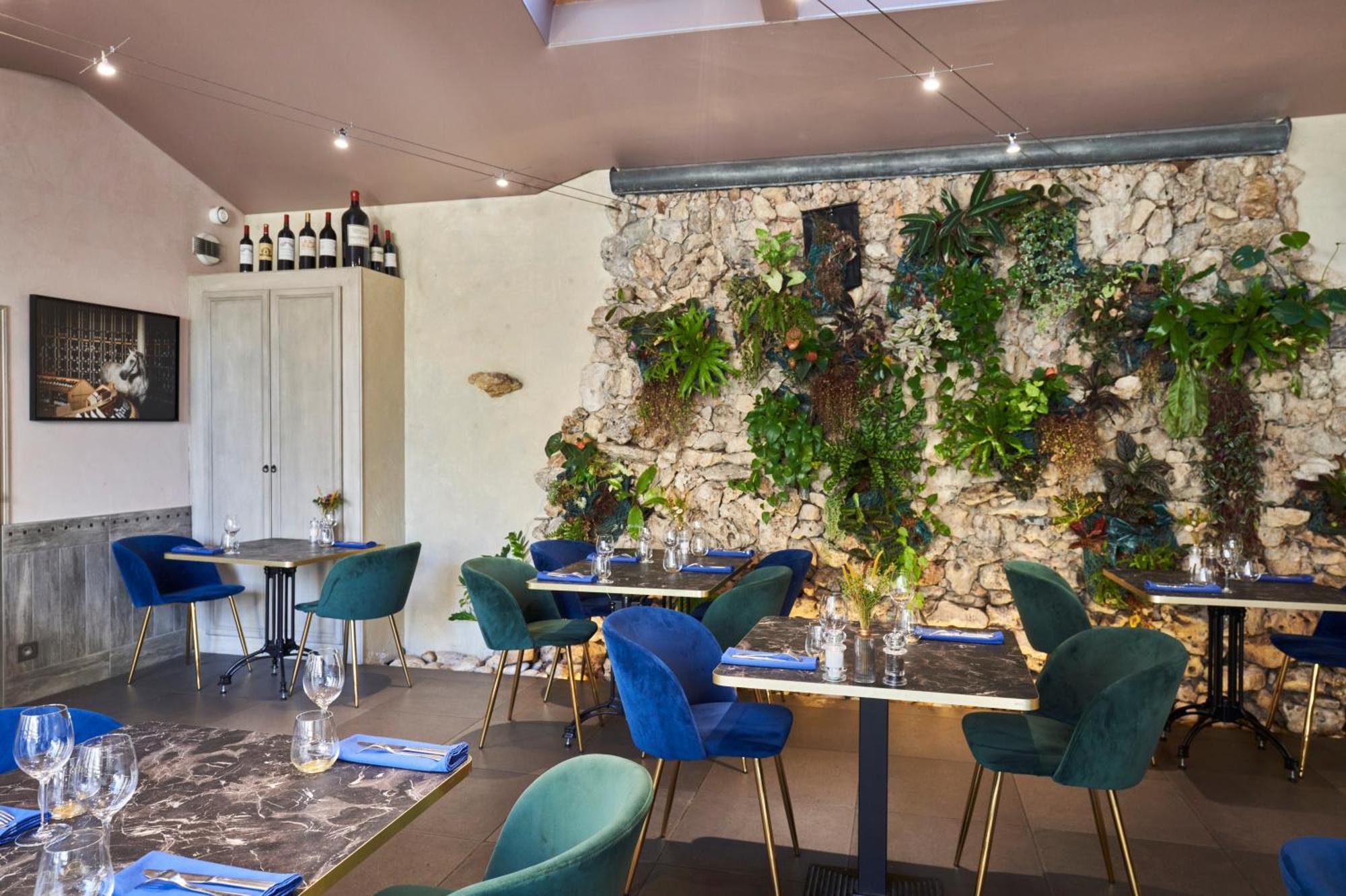 Logis Hotel De La Tour Libourne Exterior photo